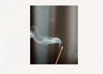 How to Read Incense Smoke: Understanding the 6 Spiritual Smoke Patterns